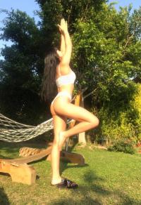 Taksim Escort Bayan Pınar İle Tutkuyu Yakalayın